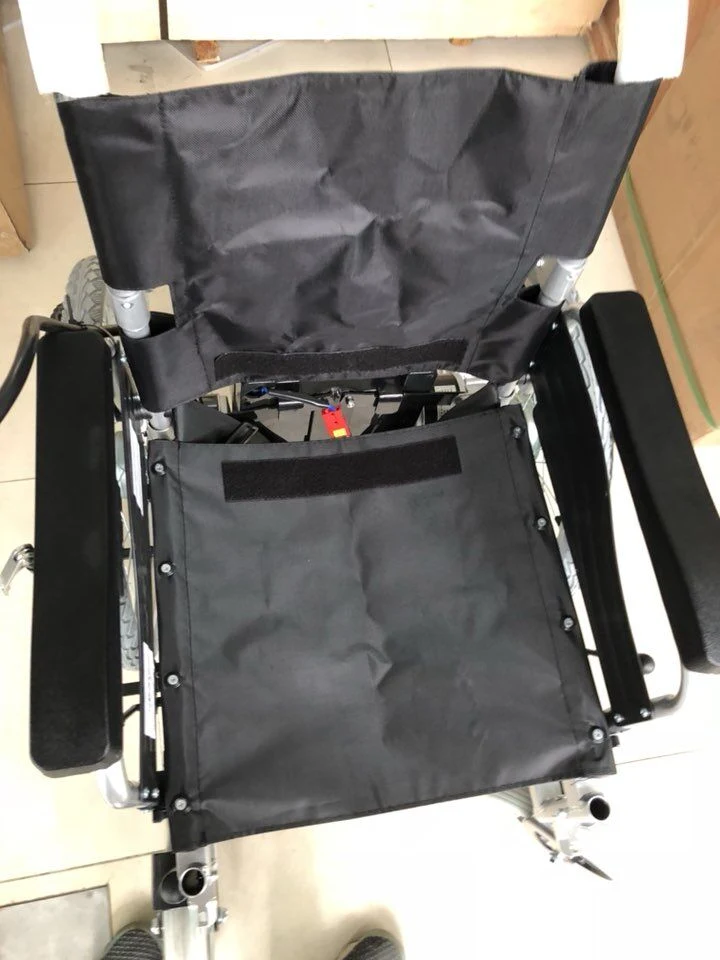 Fauteuil roulant électrique rabattable My-R105e pour équipement médical