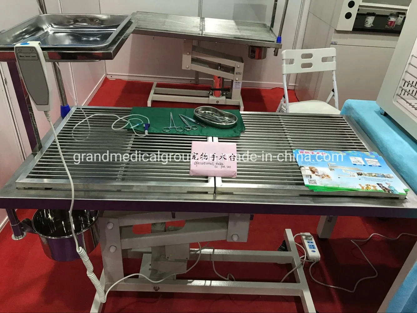 120V/50Hz CE FDA Approved Electric Veterinary Clinic Operation Table Height Lifting Adjustment Anatomyinstrument Animals Vet Operation Table Medical Manufacture