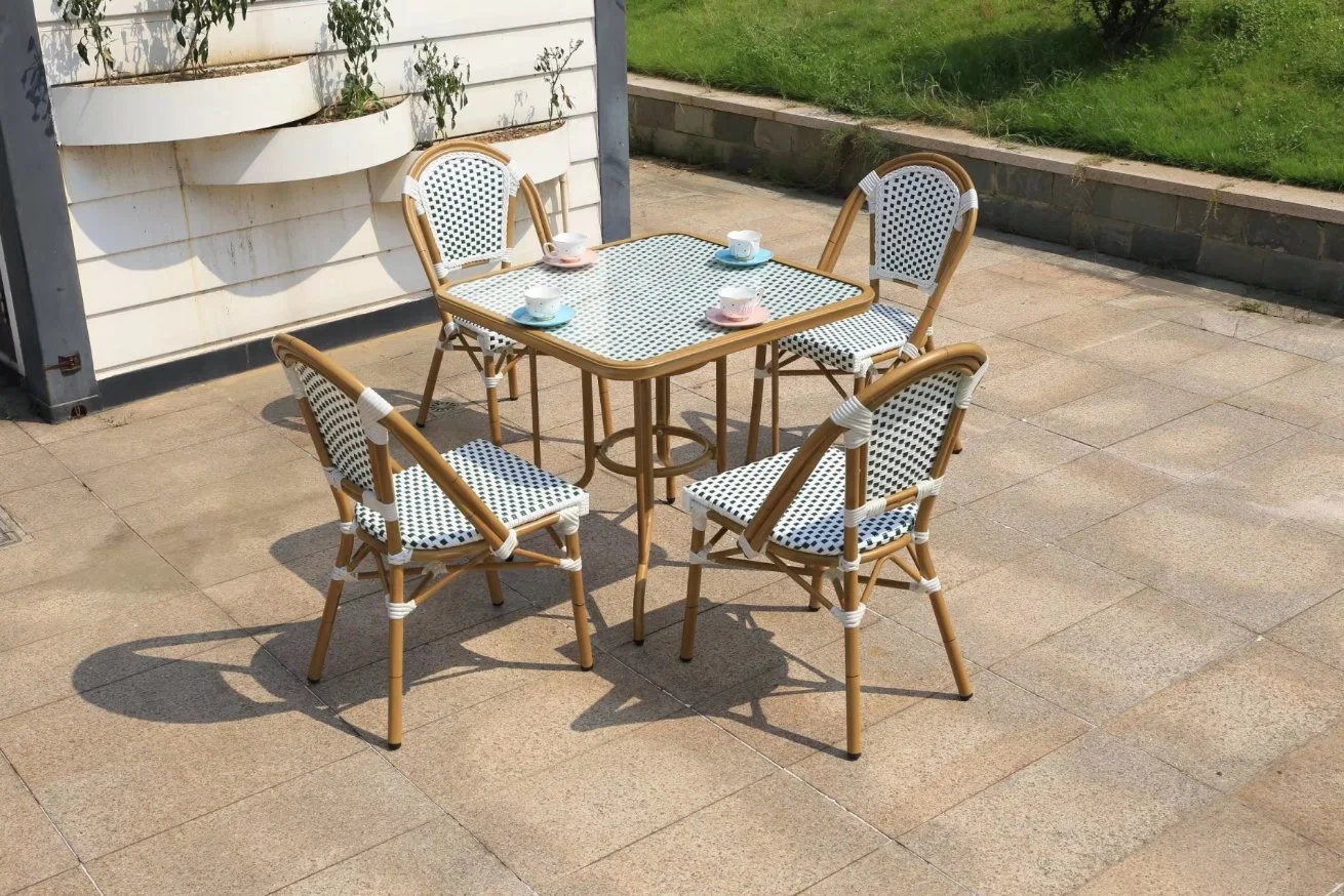 Outdoor Balkon Garten Freizeit Villa Terrasse Garten Freizeit ein Stock Die Cane macht Möbel Kombination aus kleinen Tee Tisch