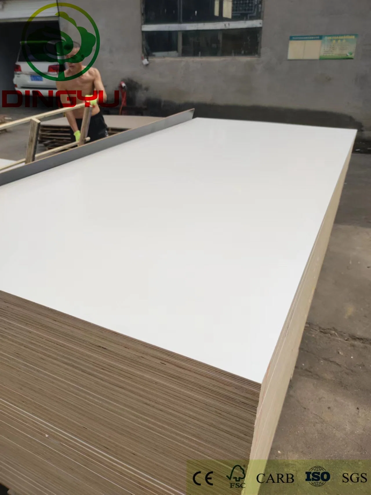 Hot Sale 18mm E1 Glue Warm White Color Melamine Plywood for Furniture