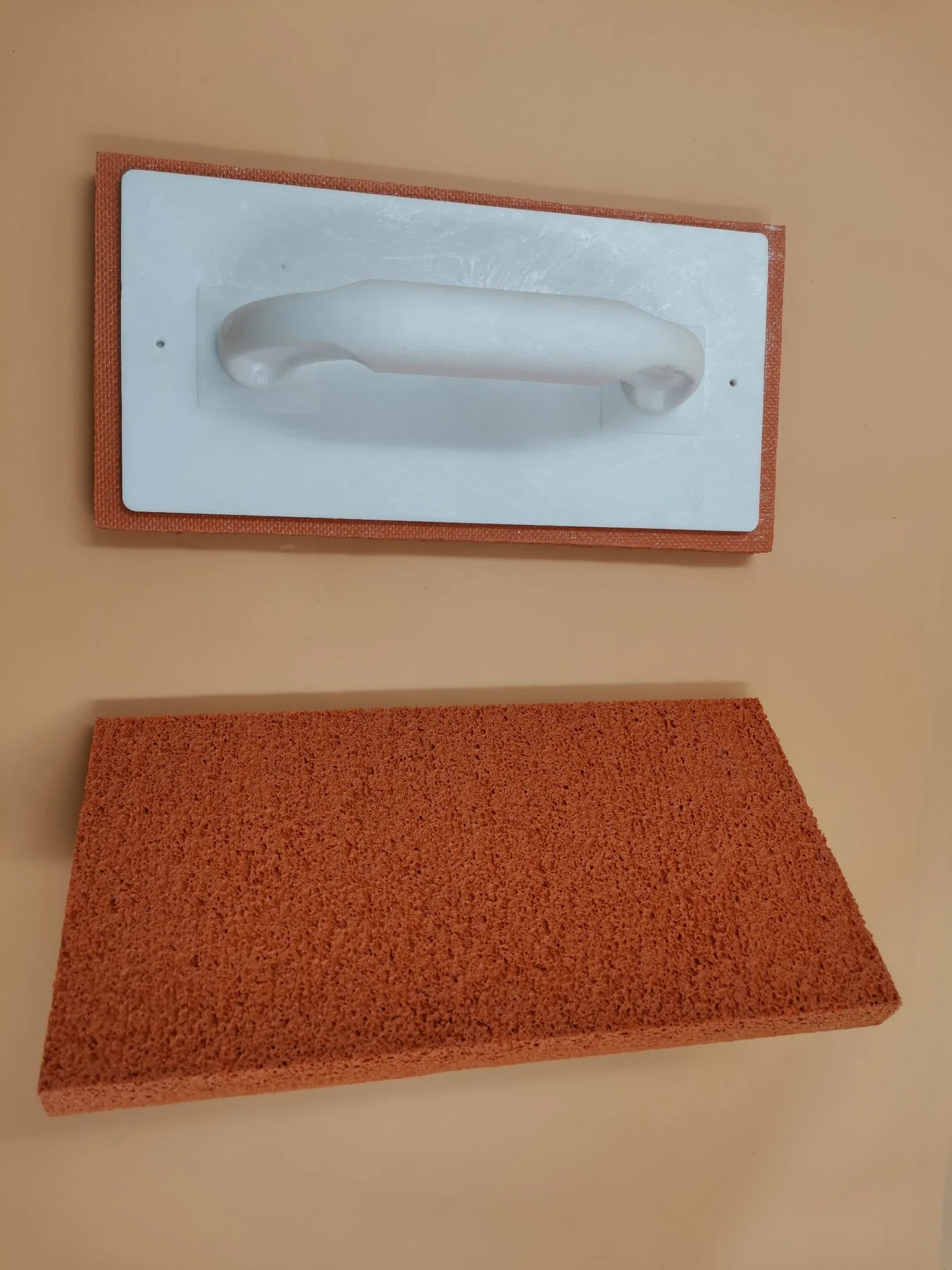 Manufacturer Rubber Concrete Powder Natural Foam Trowel 280*140*20mm, PS+TPR Handle