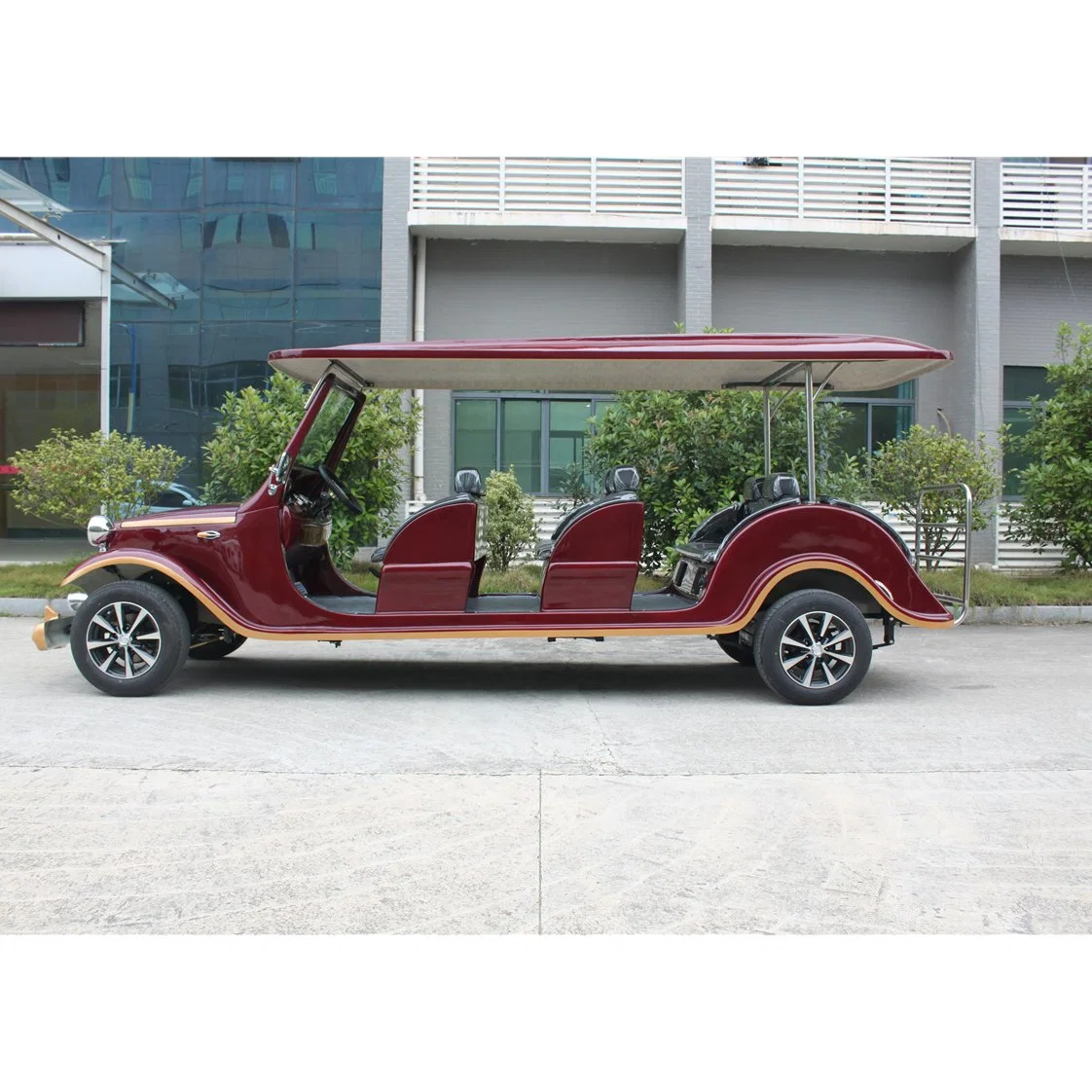 8 Seats Electric Sightseeing Car Battery Powered Maxspeed 30km Per Hour AC Motor Has CE Certificate on Sale for a Hotel Resort