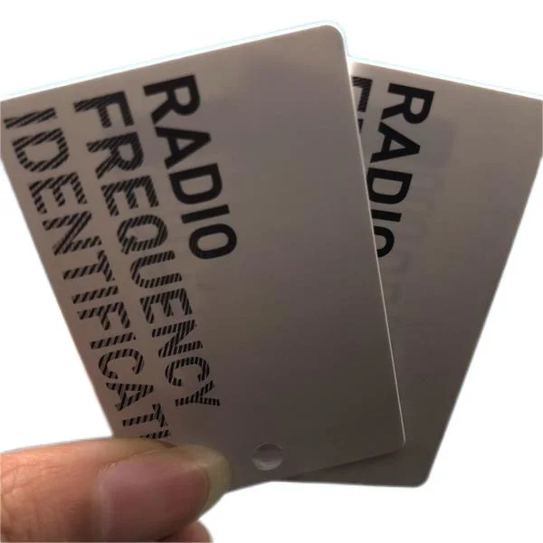 Passive Programmierung Kleidung Label Tag UHF Bekleidungsetikett Aufkleber RFID Kleideranhänger