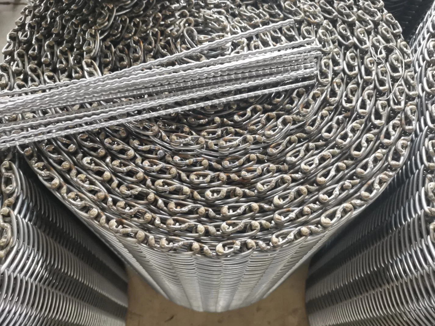 Brazing Furnace Balance Metal Conveyor Stainless Steel Mesh Belt