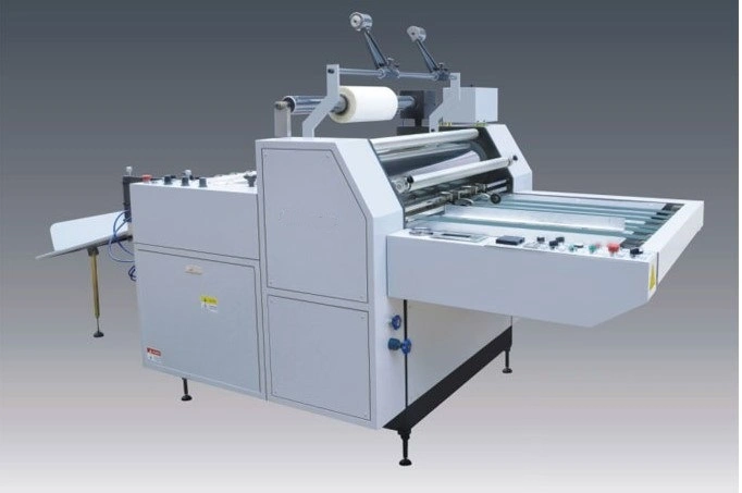 Yfmb1400A laminadora Glueless Semiautomático/Laminador