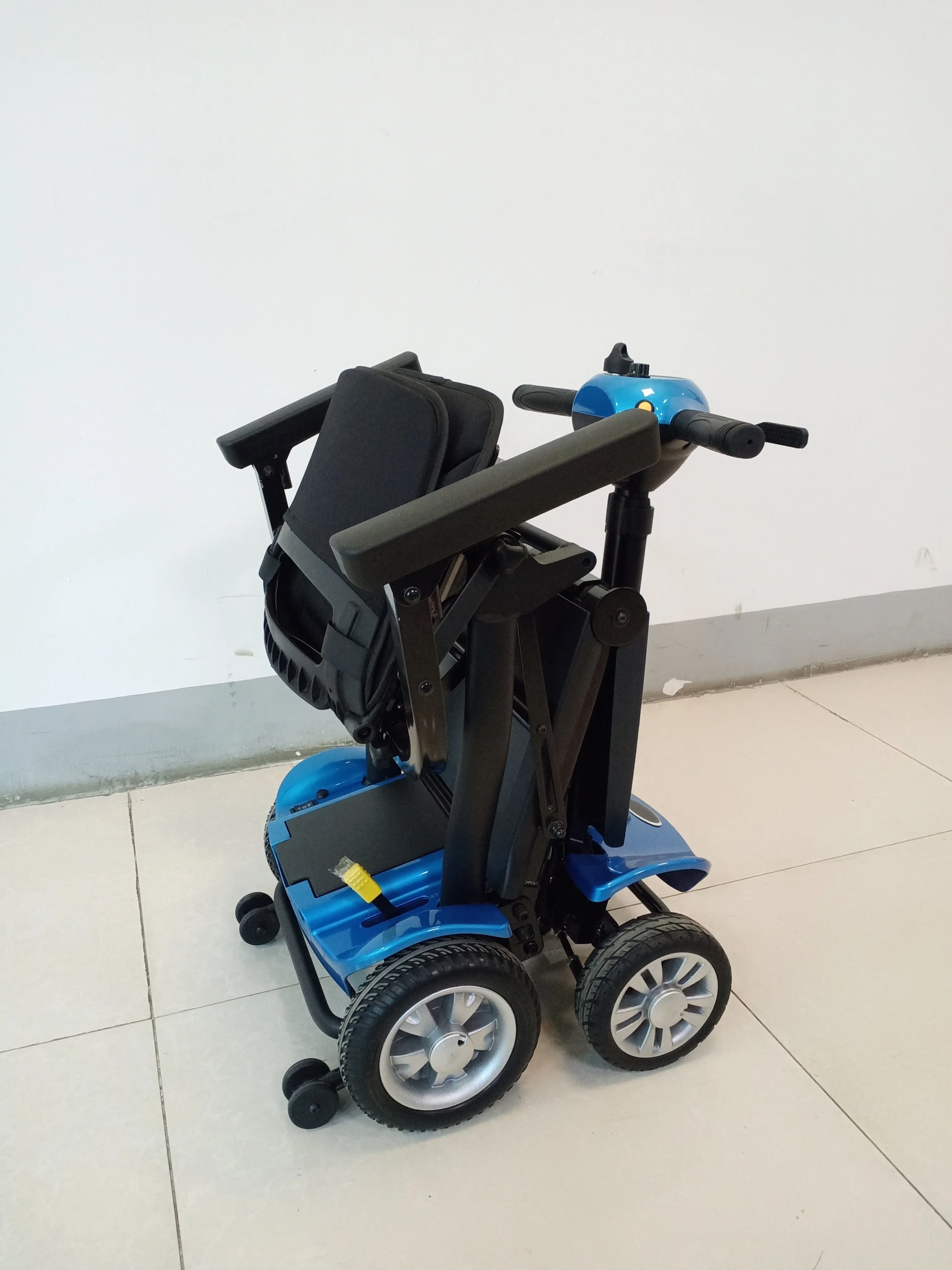 Electric 4 Wheel Handicap Folding Mobility Scooters Electric Wheelchair for The Old