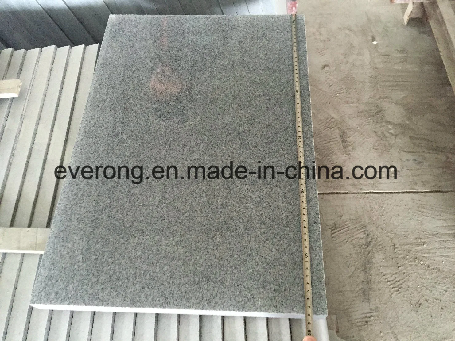 Cheap Flamed Grey Granite G633 Paving Stone/Covering/Flooring/Stairs/Tiles/Slabs/Granite