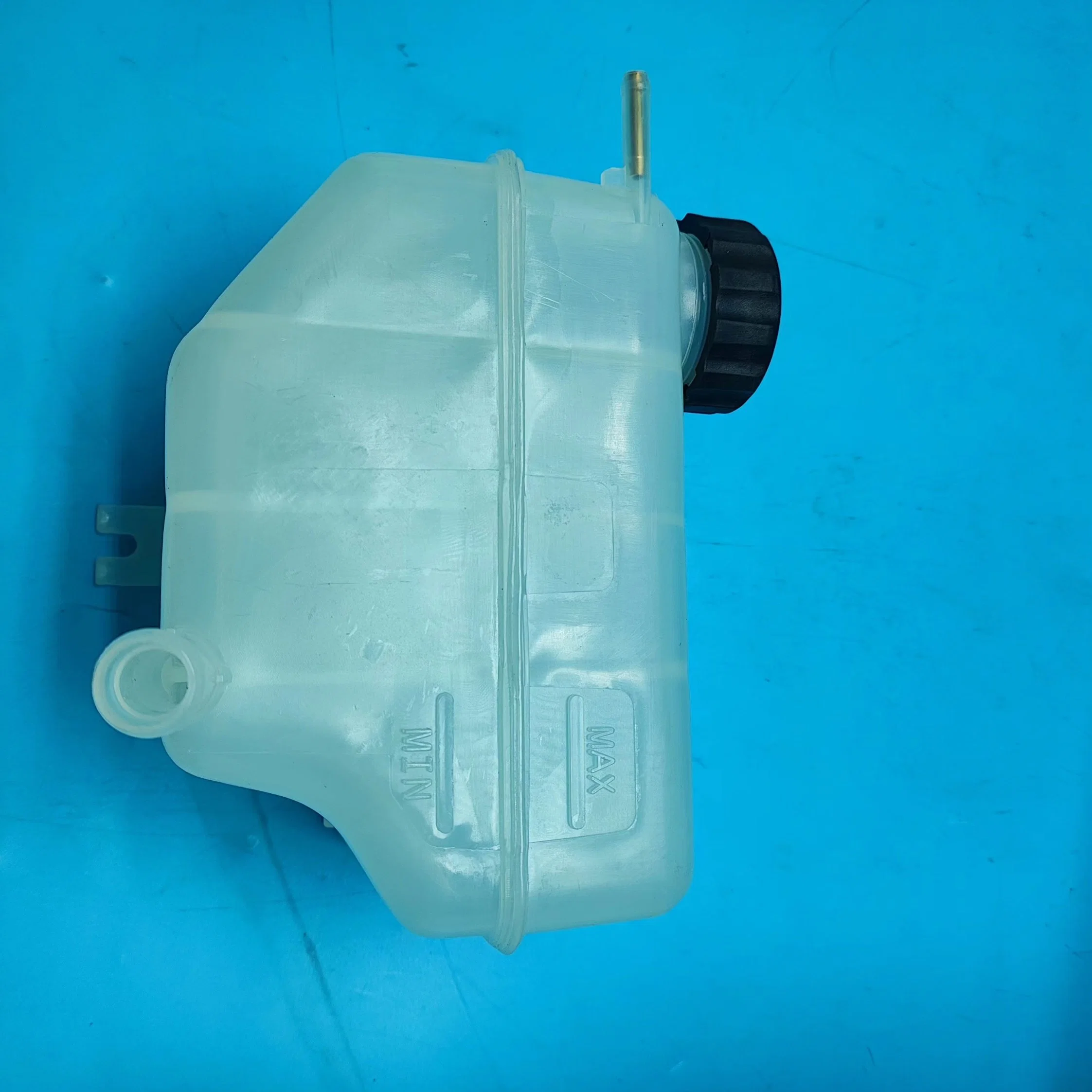 High Performance Genuine Auto Parts Vice Water Tank for Ldv & Saic Maxus G10 C00016659