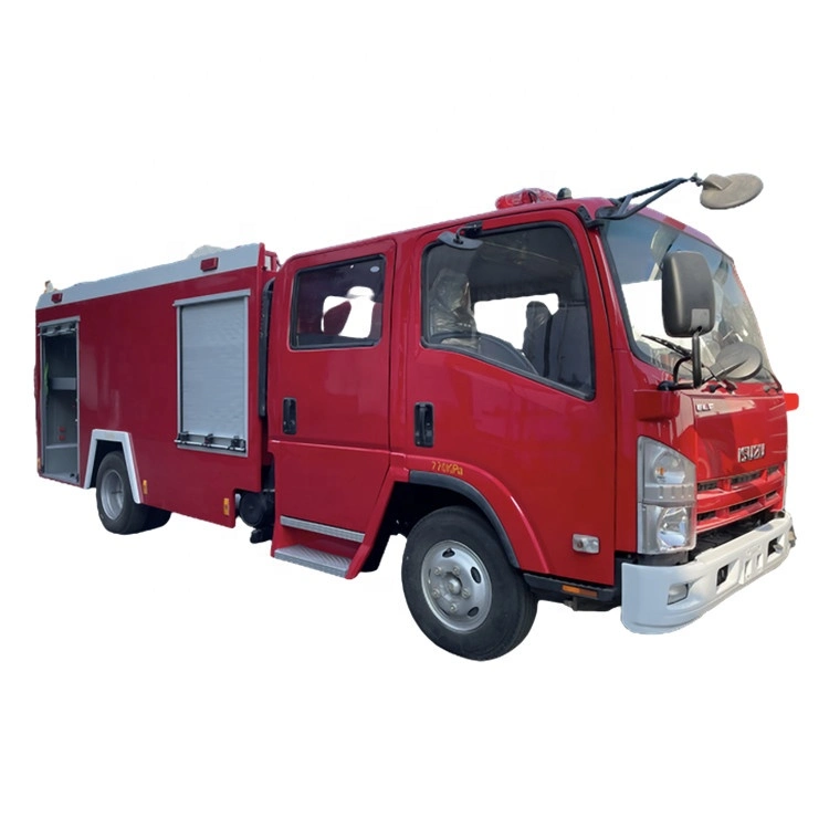 Exported to Chile Euro 4 Engine 4X2 1suzu Japan Chassis 4000liter Fire Truck 1200gallons Water Fire Engine Cheap Price