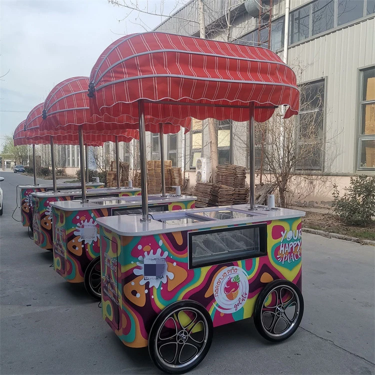 2023 EE.UU. Remolque de alimentos Mobile Ice Cream Cart Snack Food Trailer Caravans para la venta