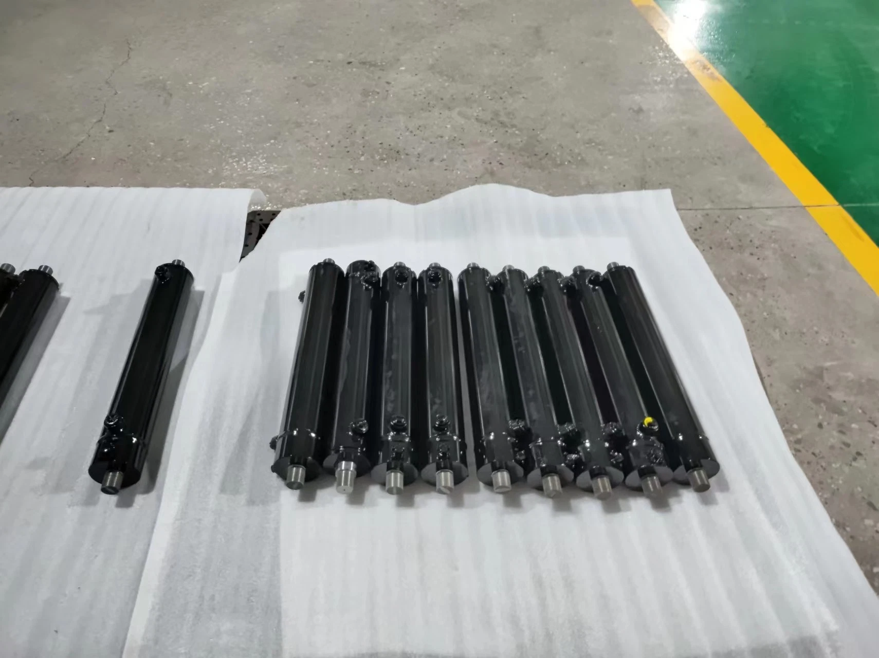 China Manufacturer Custom Large Forklift Spare Part Steering Hydraulic Oil Cylinder with Sensor