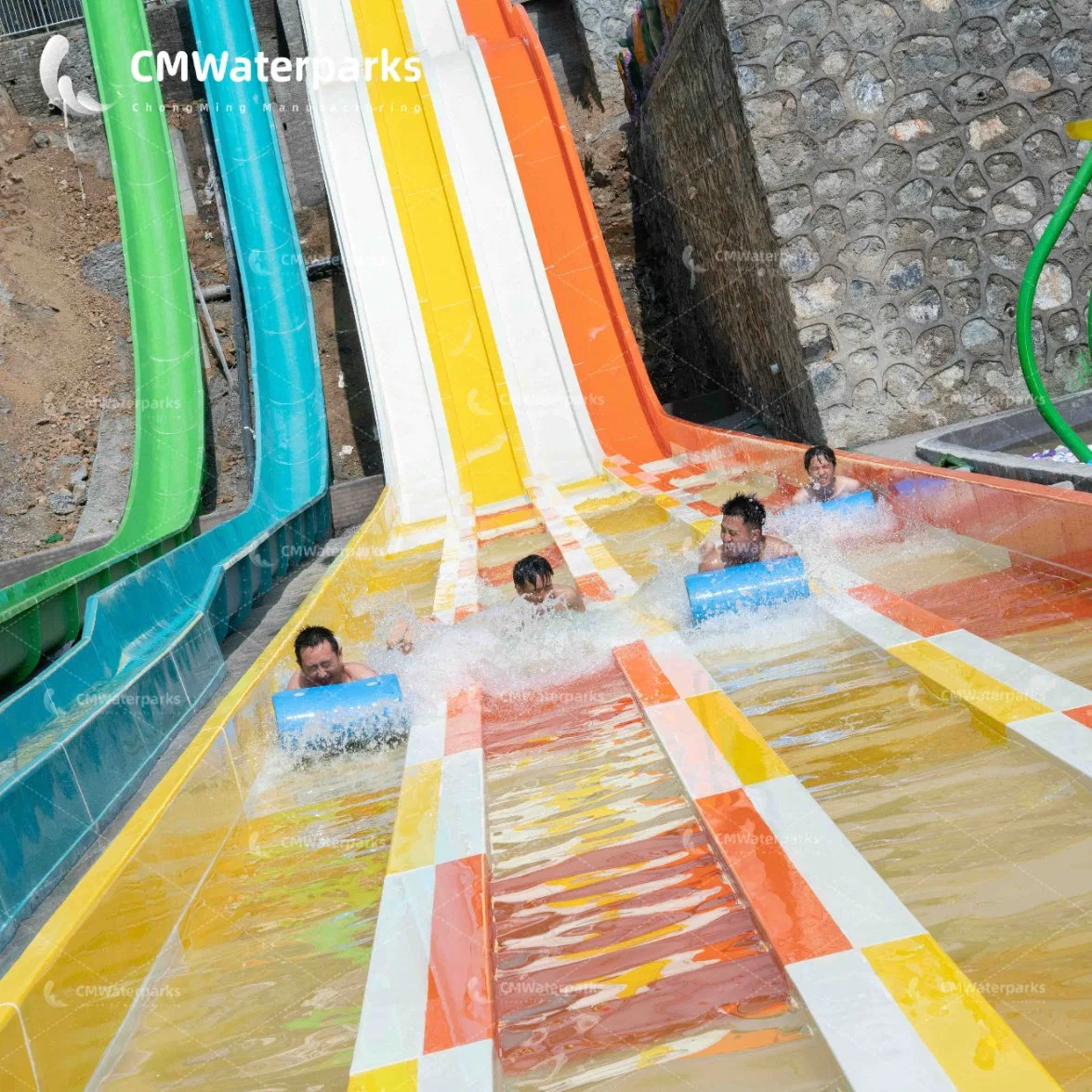 Vente de l'eau chaude de l'équipement du parc de l'eau en fibre de verre glisser Amusement Park