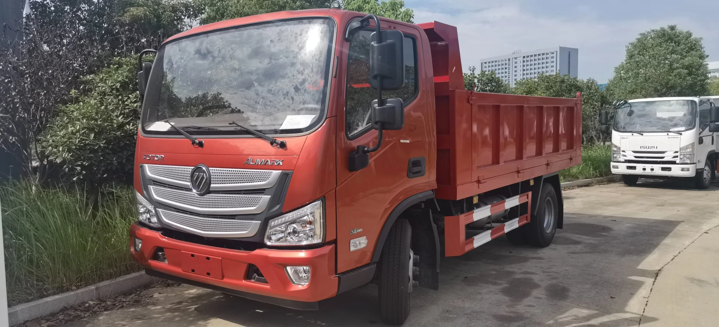 Foton Euro 3, volante à esquerda 4 * 2 7, basculante das rodas Camião de descarga leve em saldos