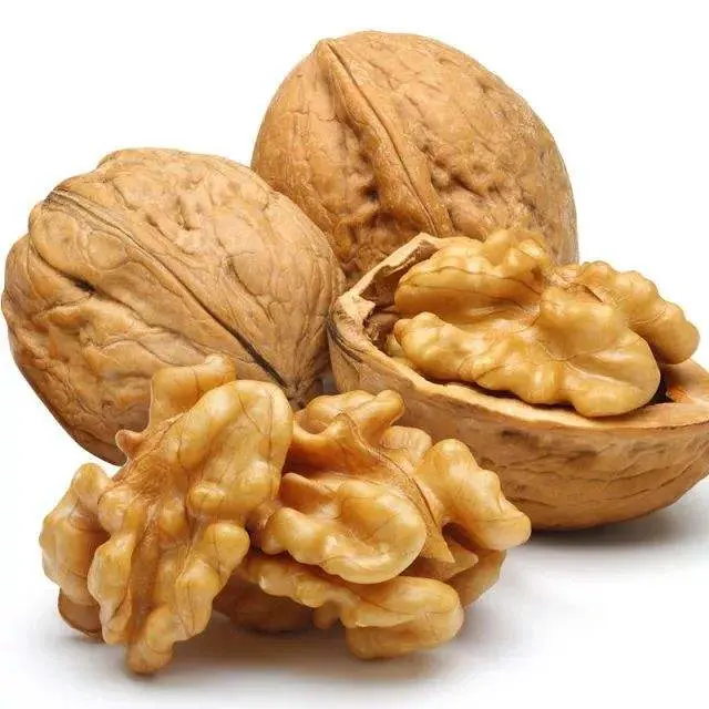 Nature Walnuts Nuts Wholesale Chinese Paper Shell Walnut