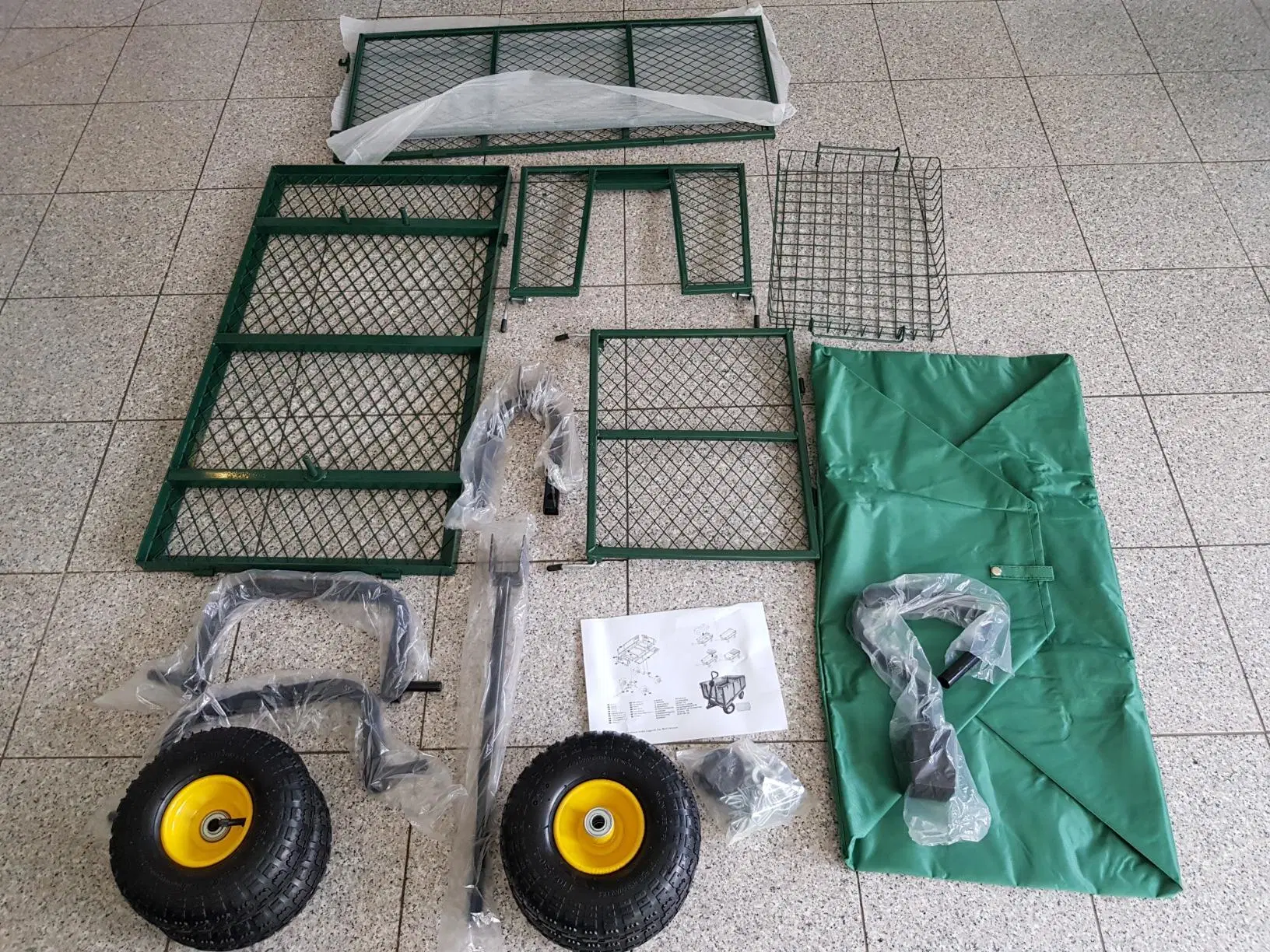 Chariot de jardin en treillis en acier robuste avec 4 roues Tc840ah