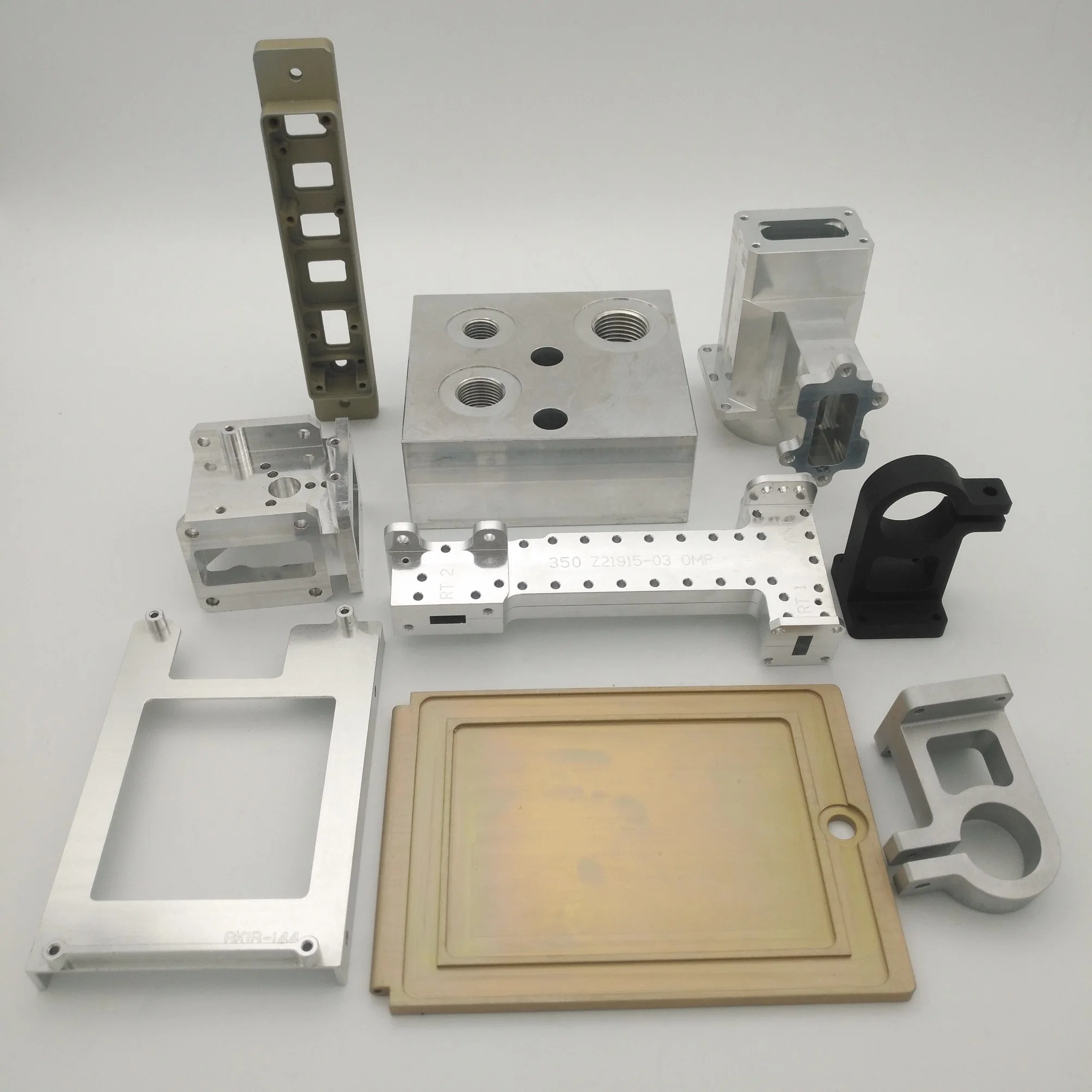 Customized Precision CNC peças de semicondutores de nylon e peças metálicas Usinagem