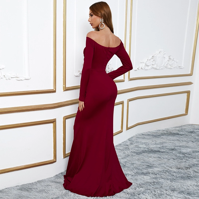 El vino rojo apagado del lado del hombro vestido de Prom Bodycon Split