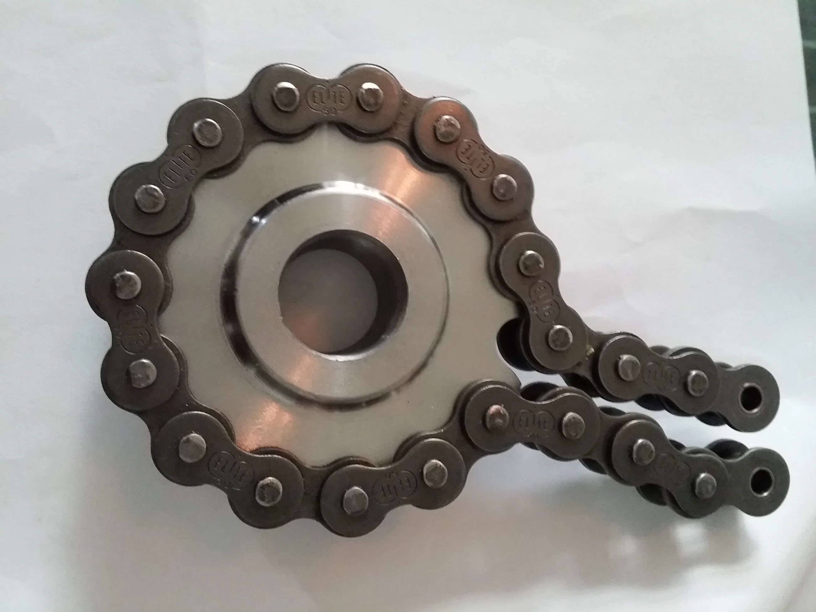 China ISO9001: 2015 Alloy Steel 20crmnti Roller Chain 219h 68L 70L للدراجات