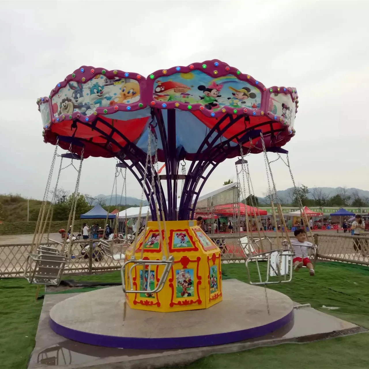 L'équipement d'Amusement Flying Chaises Chaises Mini Flying Kids Chaise de vol de pivotement