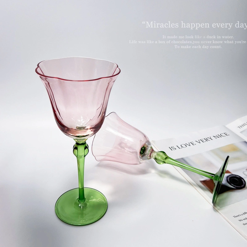 Vaso de cristal flor rosa el cáliz de vidrio cristal de vino de gama alta.