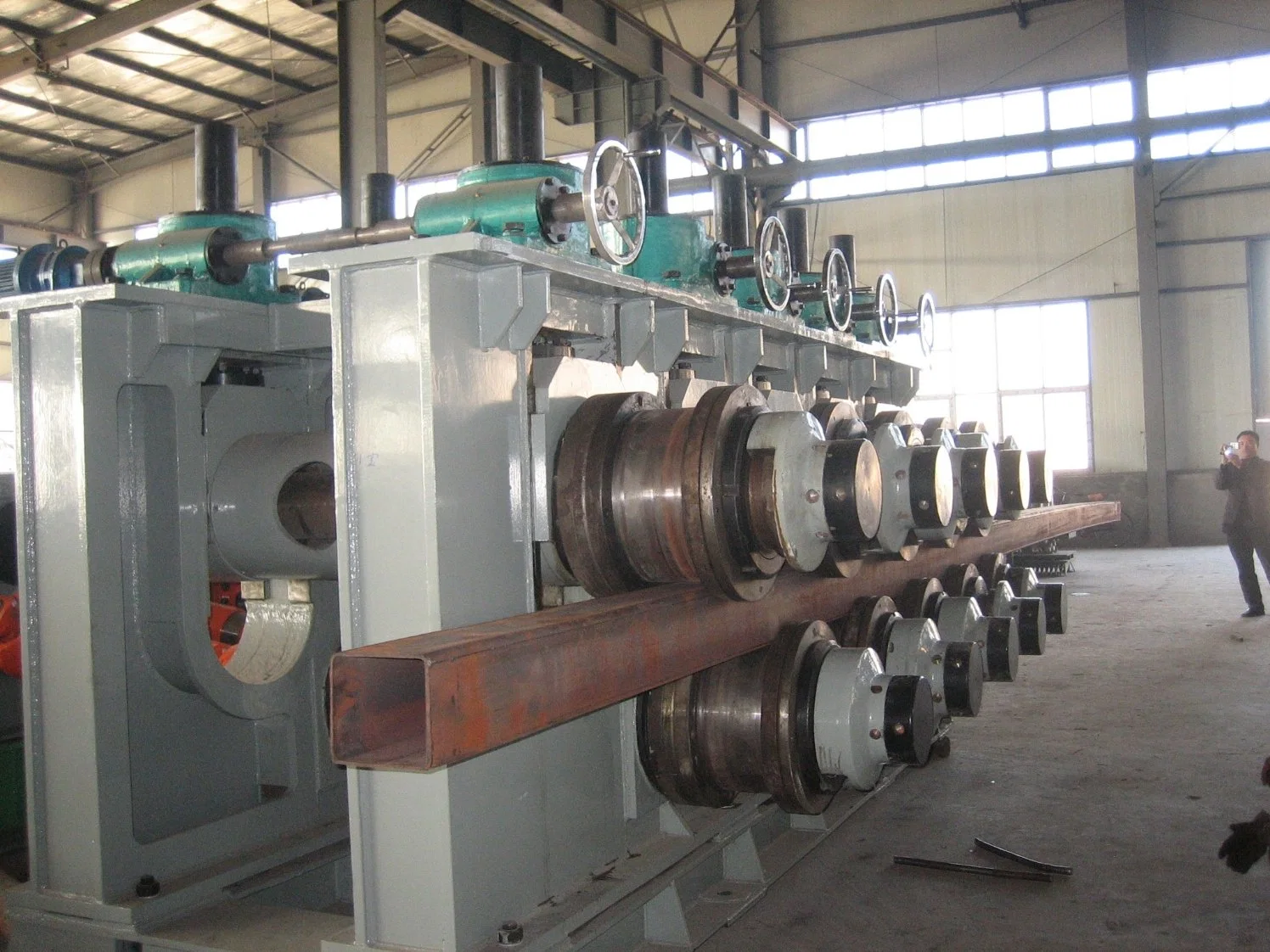 Square Welded Pipe Tube Straightening Machine for Pipe Production Line