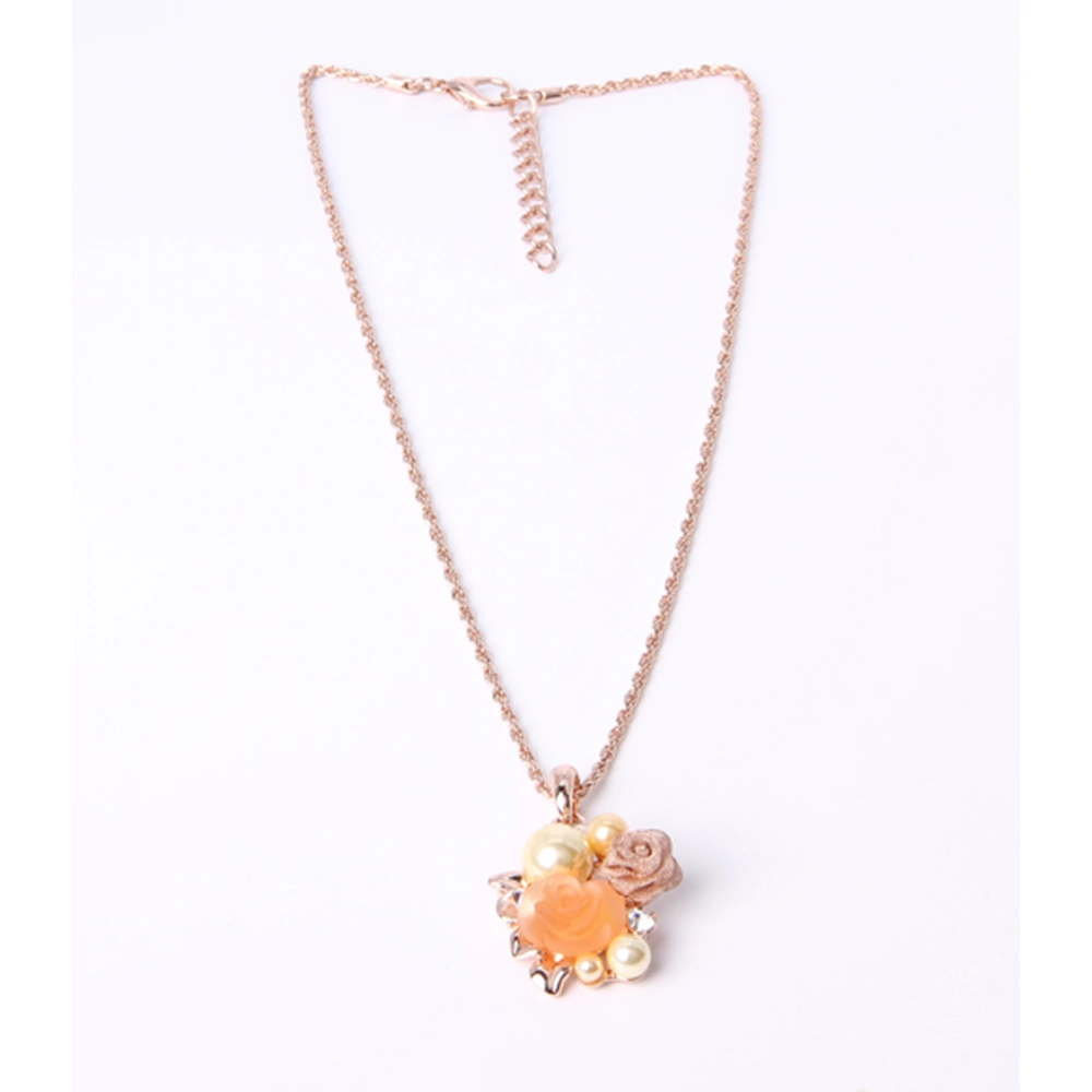 Fashion Jewelry Gold Pendant Necklace with Rhinestone