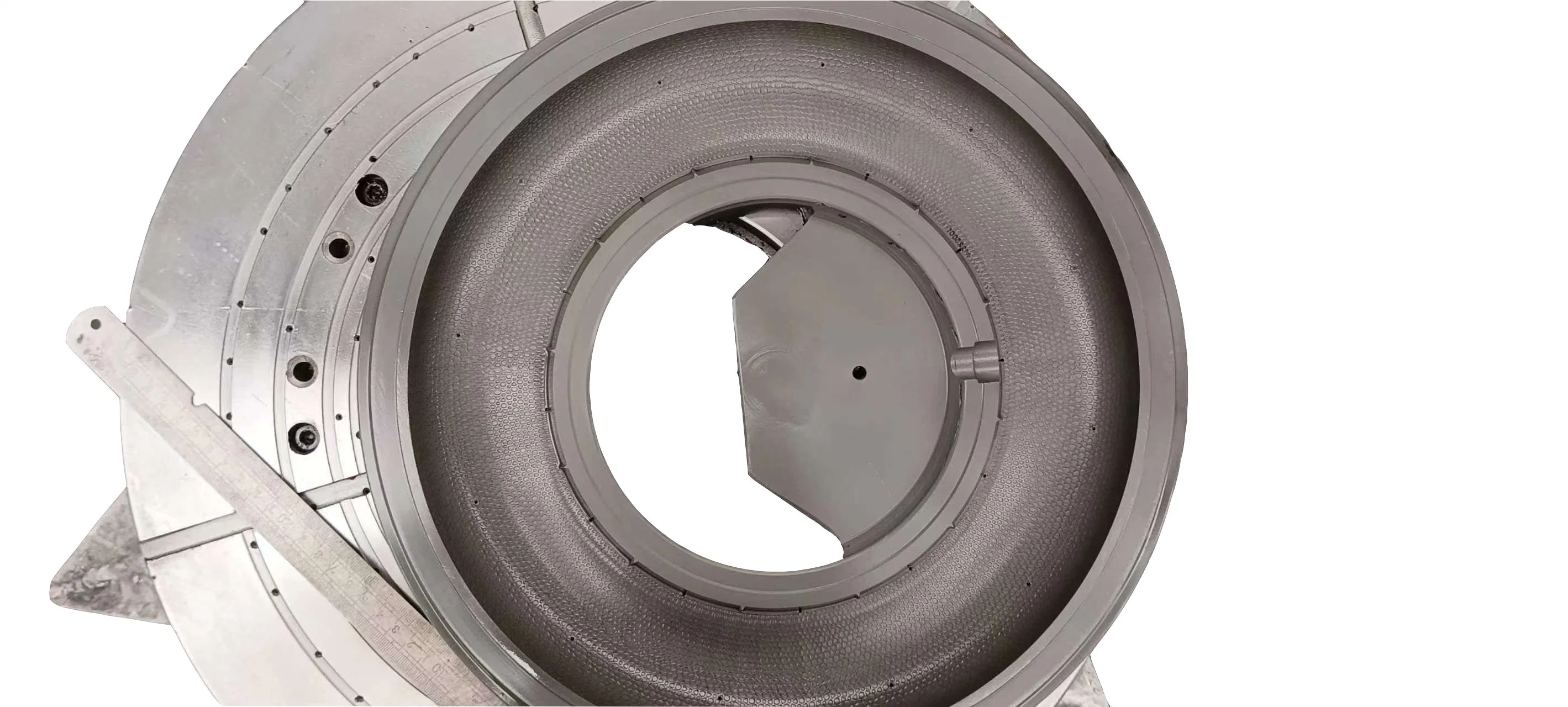 Molde de fundición de alta precisión de moldes de inyección de plástico para el neumático automático de molde/maquinaria