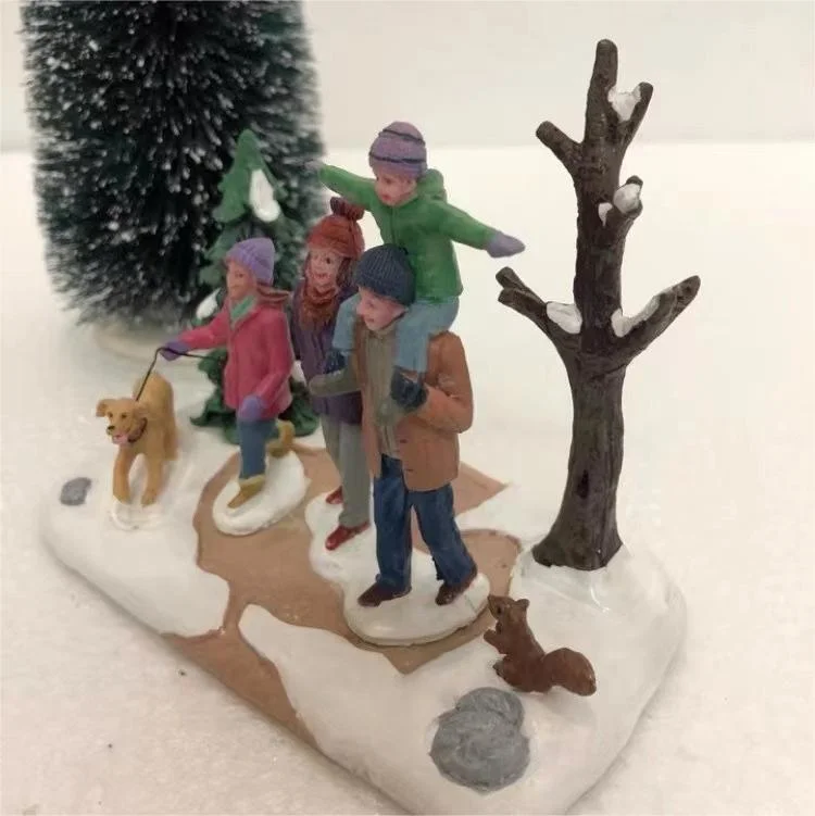 OEM Factory Customized Christmas Figurines Resin Craft Home Decoration Resin Goods Resin Christmas Gifts Resin Home Ornament Manufacturer in China