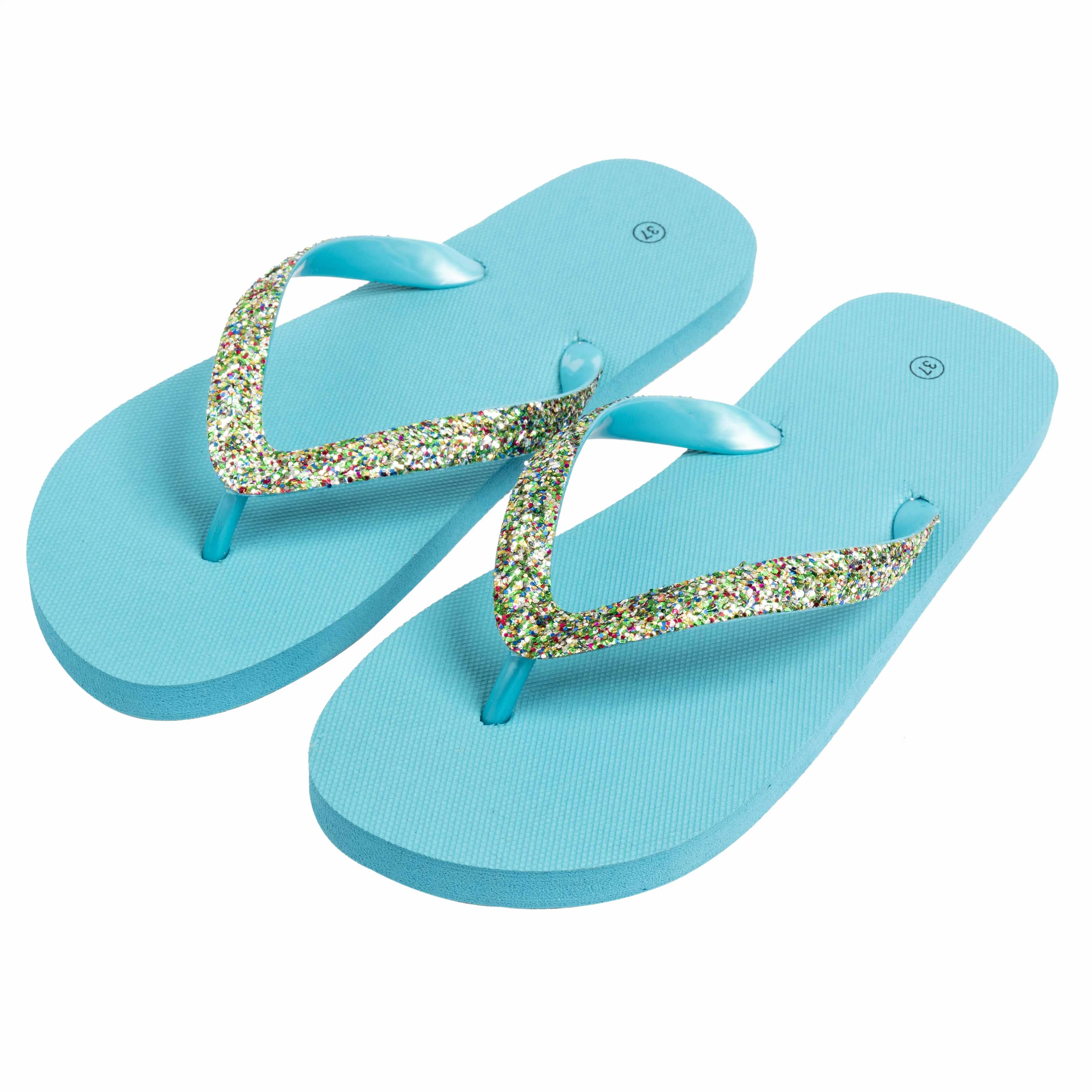 2023 New arrival populaire été extérieur plastique sandales tongs Chaussons intérieurs pour femmes