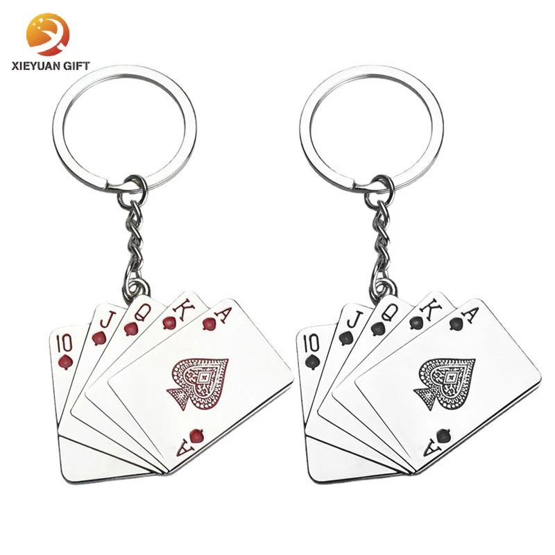 Venda por grosso de fábrica o logotipo personalizado em branco 3D Creative carta de jogar Chaveiro Cartoon Travel Casino Dom Personalizado Chaveiro de metal de alumínio