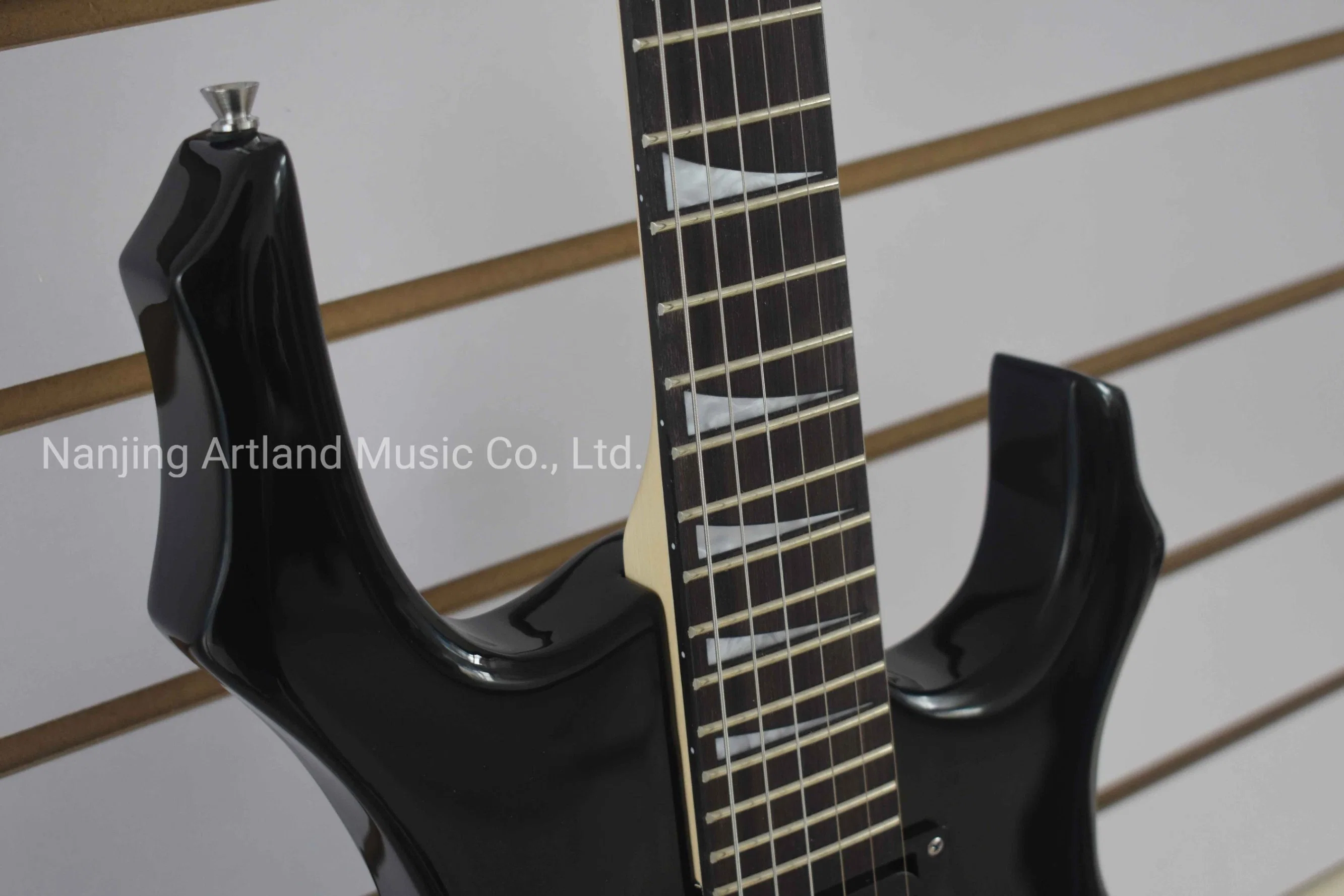 Электрическая гитара поставщиком Elctric гитара (EG021) черный глянцевый лак