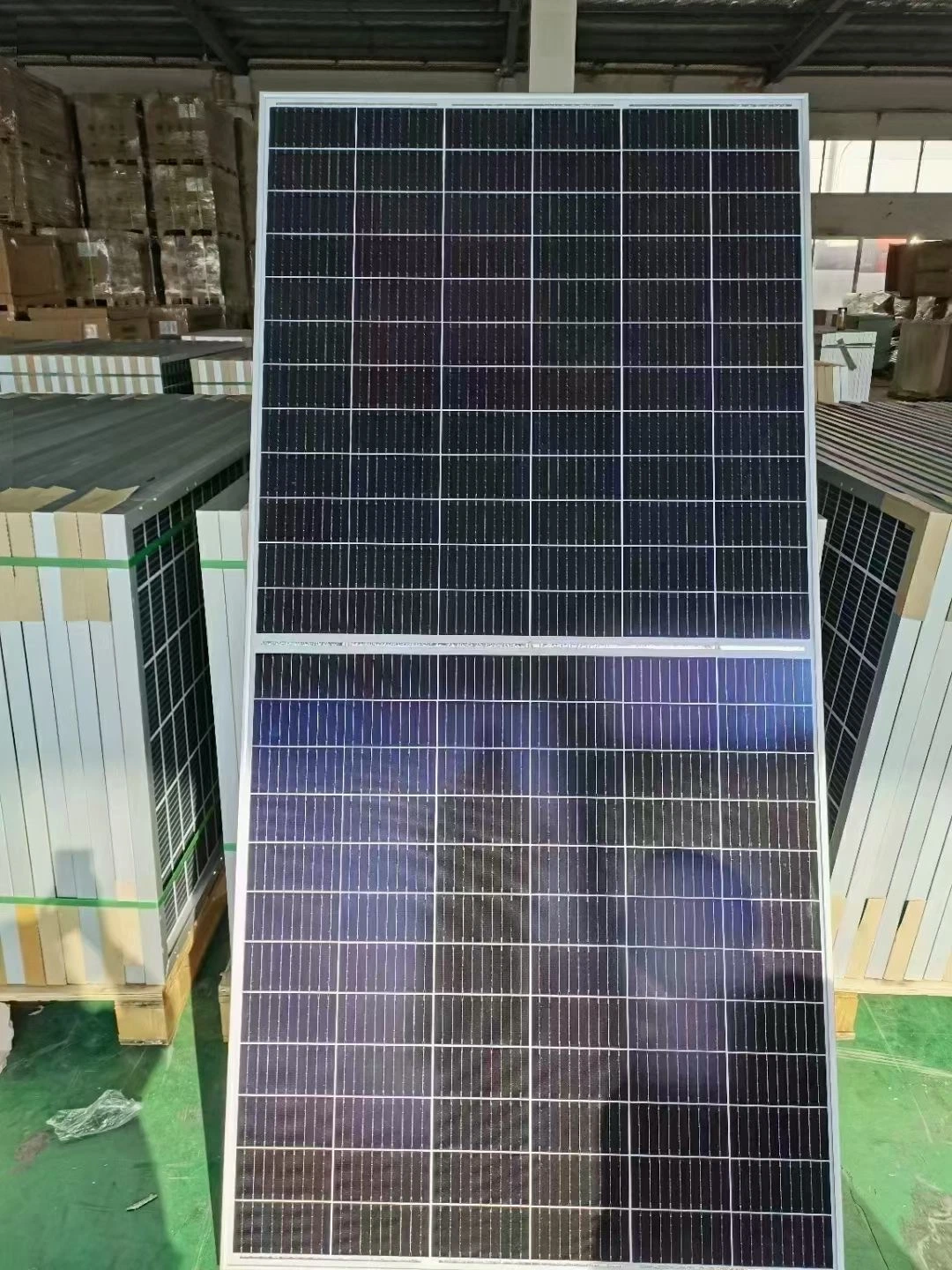 545W/540W Dual Glass Bifacial Mono Solar PV Module Panel Runsol Longi Jinko Ja Trina Ae Gcl Suntech BIPV Poland EUR Rooftop Power System TUV UL Inmetro Mcs SGS