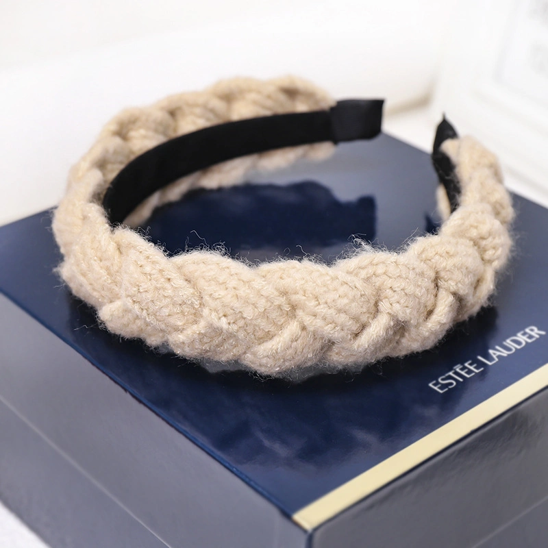 Autumn and Winter Twist Knitted Wool Headband New Handmade Hair Bands Net Red Simple Color Hair Accessories