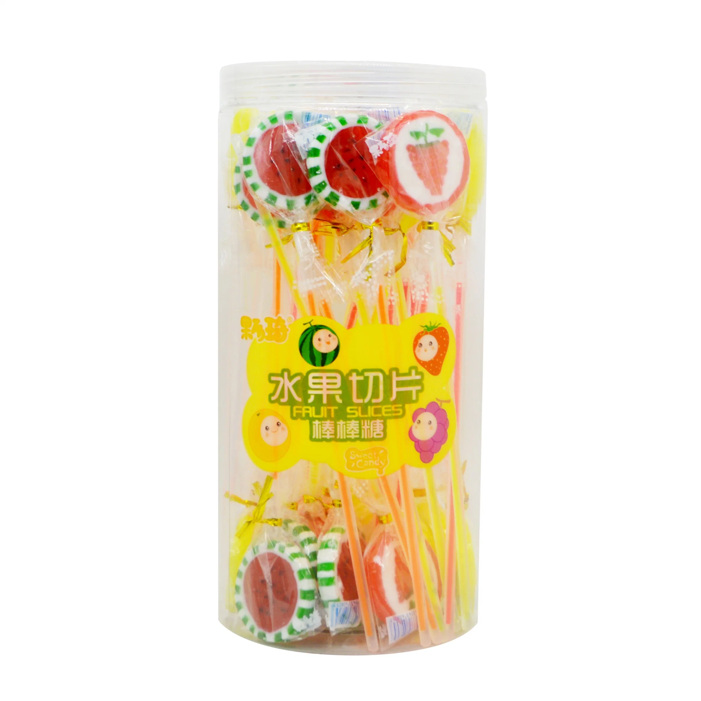 Los caramelos de colores hechos a mano en forma de fruta cortada en rodajas Lollipop