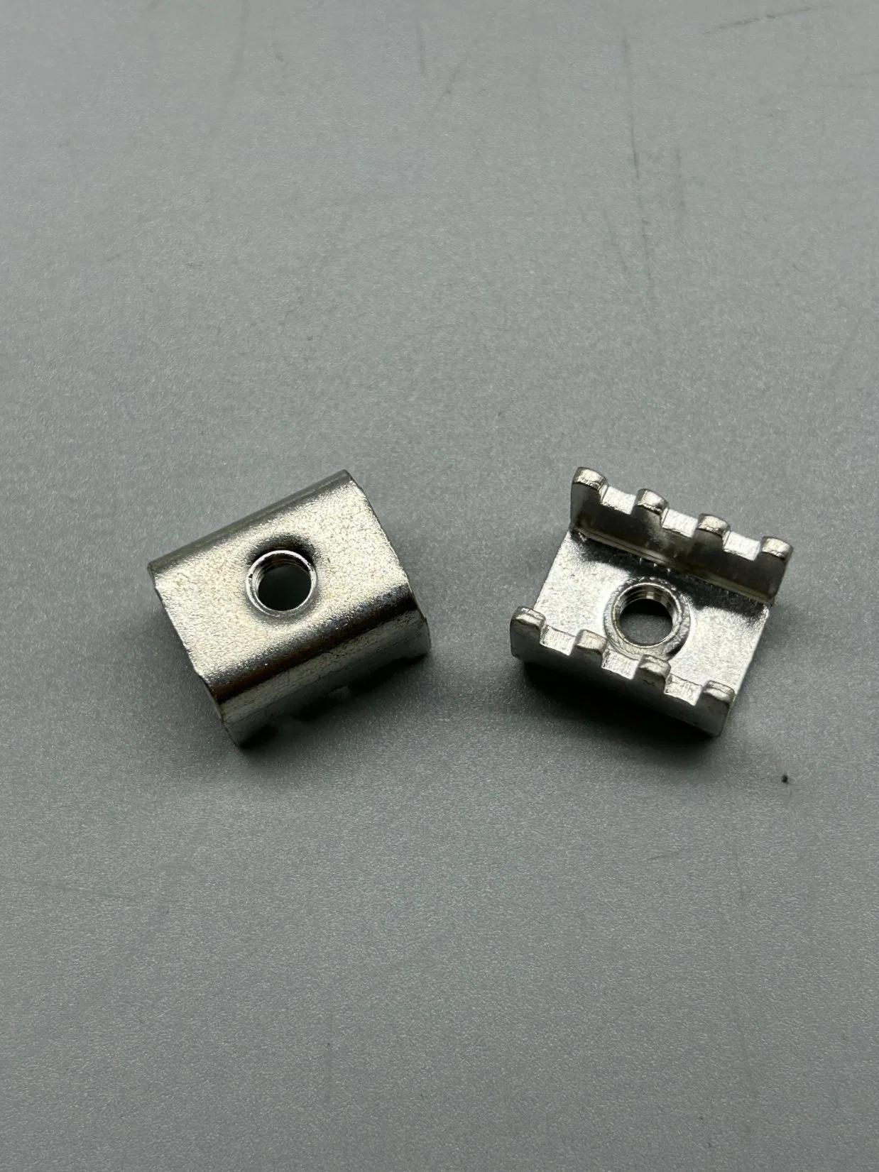 Tin Plated Brass Stamping Soldering Terminal Blocks Wire Connector with Screw Hole for PCB