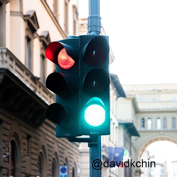 Three Color Full Ball Intelligent LED Solar Power Traffic Signal Light System Include Countdown Timer Arrow