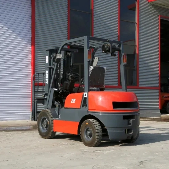 Usine 2,5 tonnes d'alimentation en gazole 2.5T de fourche de levage moteur Diesel chariot élévateur à fourche de la fabrication industrielle