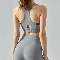 Sous-vêtements de yoga sans armature, haut de fitness avec soutien-gorge de sport pour poitrine.