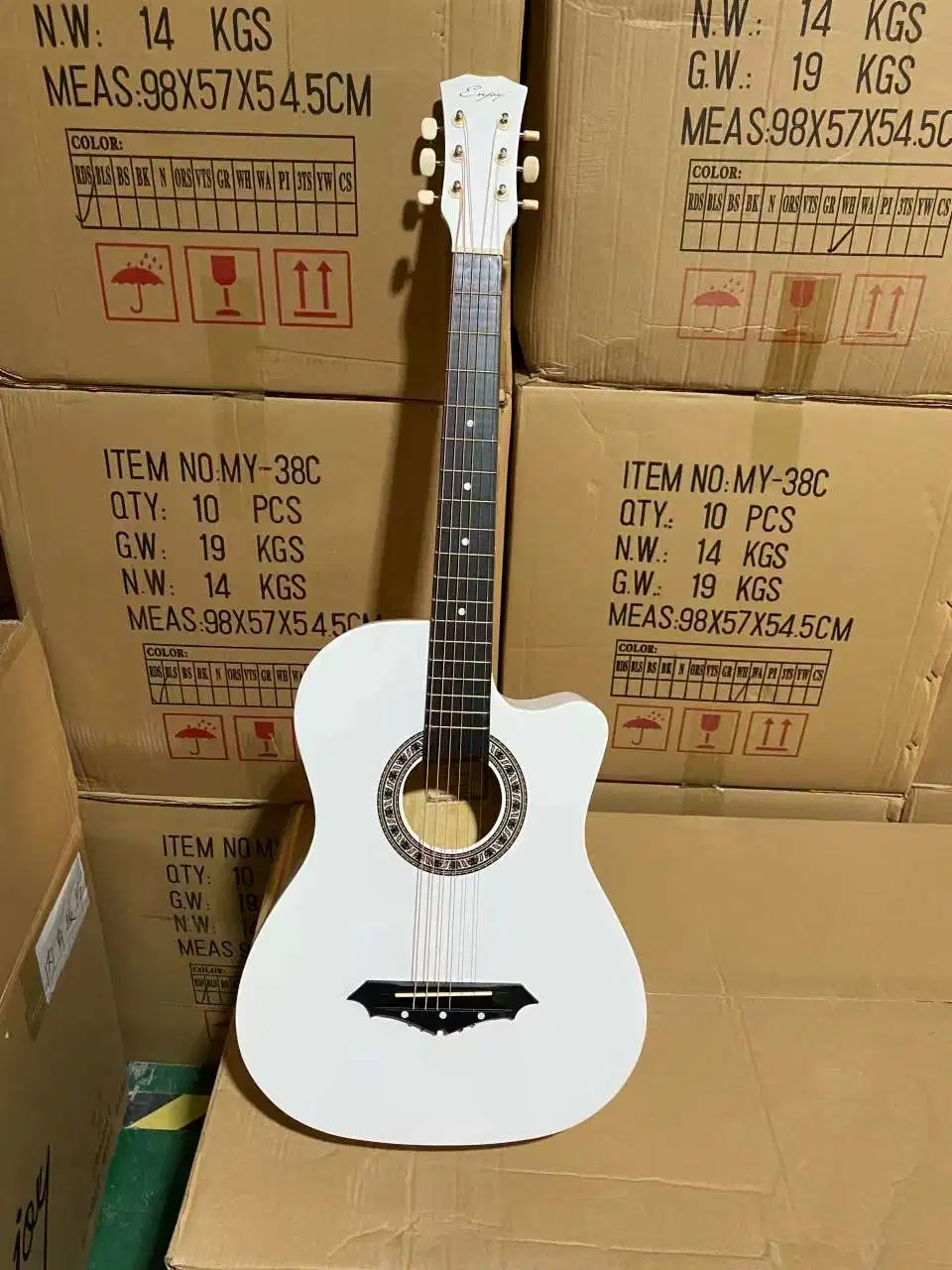 Custom Wooden Beginner Guitar 38inch Cutway Plywood Acoustic Guitar Musical Instruments