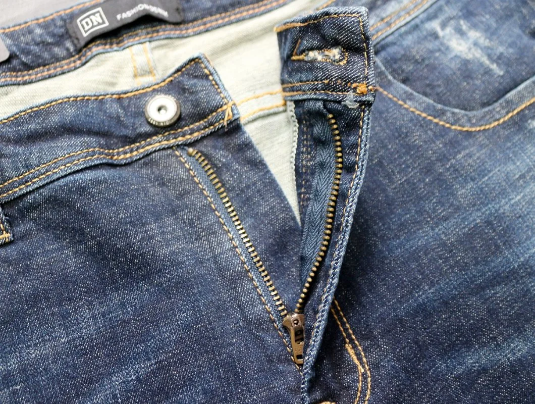 Garment Atacado da fábrica de Jeans azul para homem