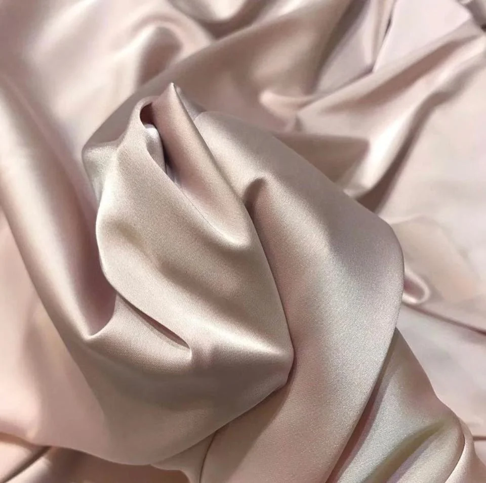 Nouveau tissu Uni en satin jacquard de mariée multicolore pour vêtements Vêtement