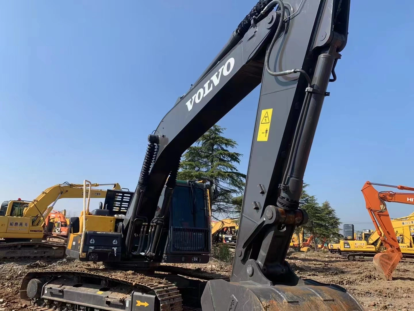 Strong Power Construction Equipment Crawler Excavator Machine Used Volvo Ec210b Excavators for Sale
