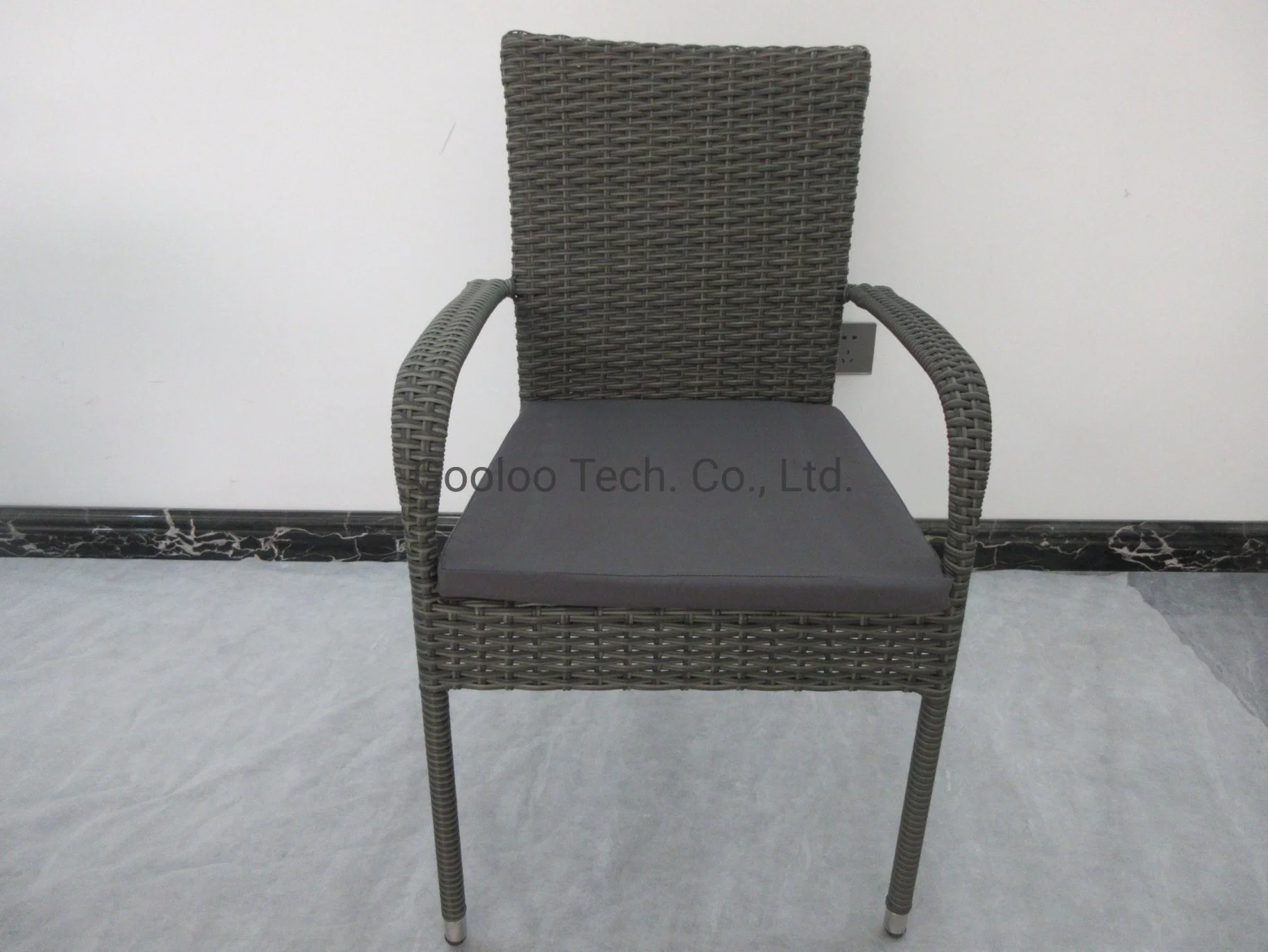 Wholesale/Supplier Single Style PE Rattan Table and Chair Outdoor Furniture