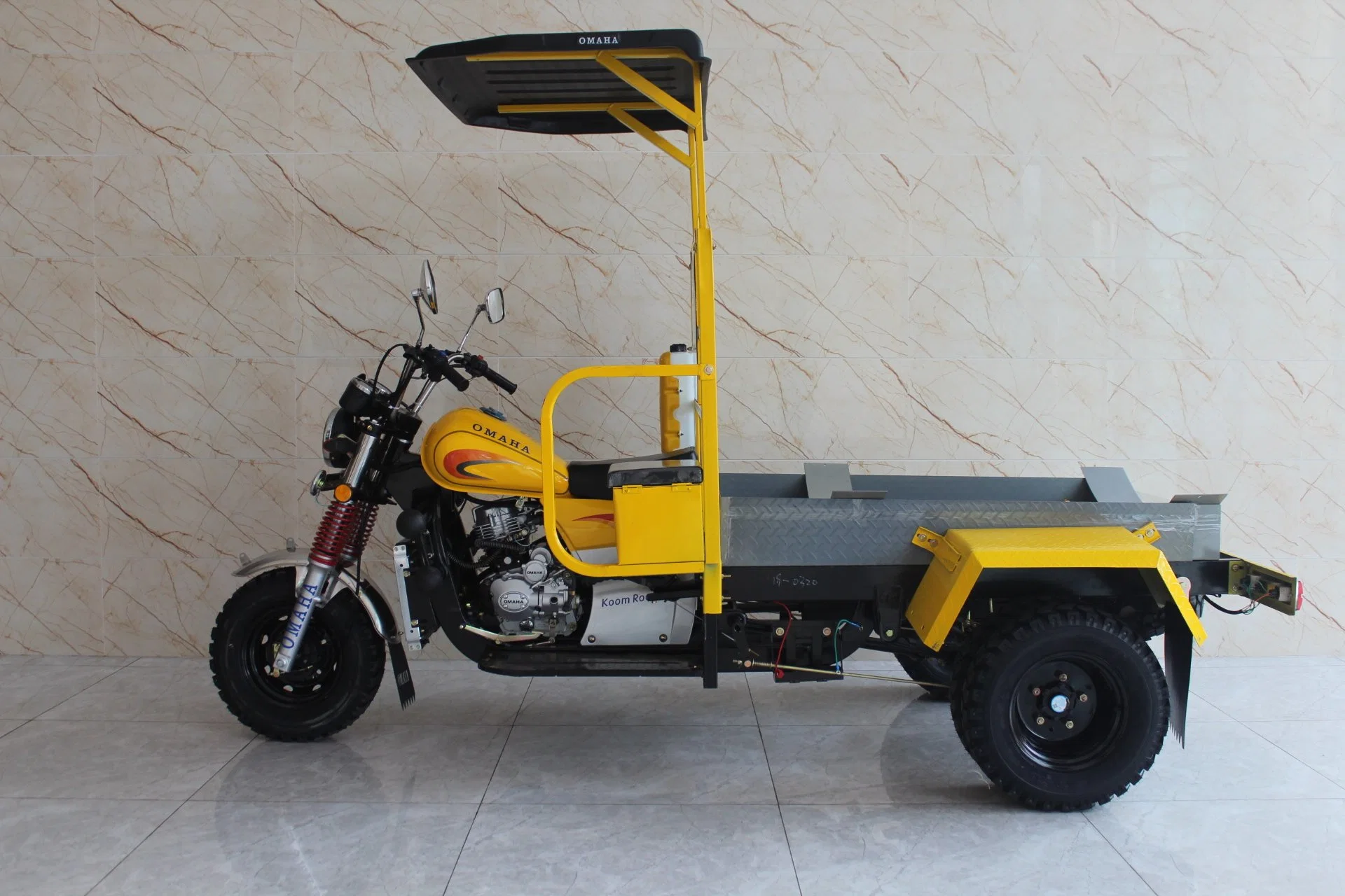 City Transporter Seated Three Wheel Motorcycleelectric Cargo Tricycle Auto Rickshaw Passenger Wheel Motorcycle