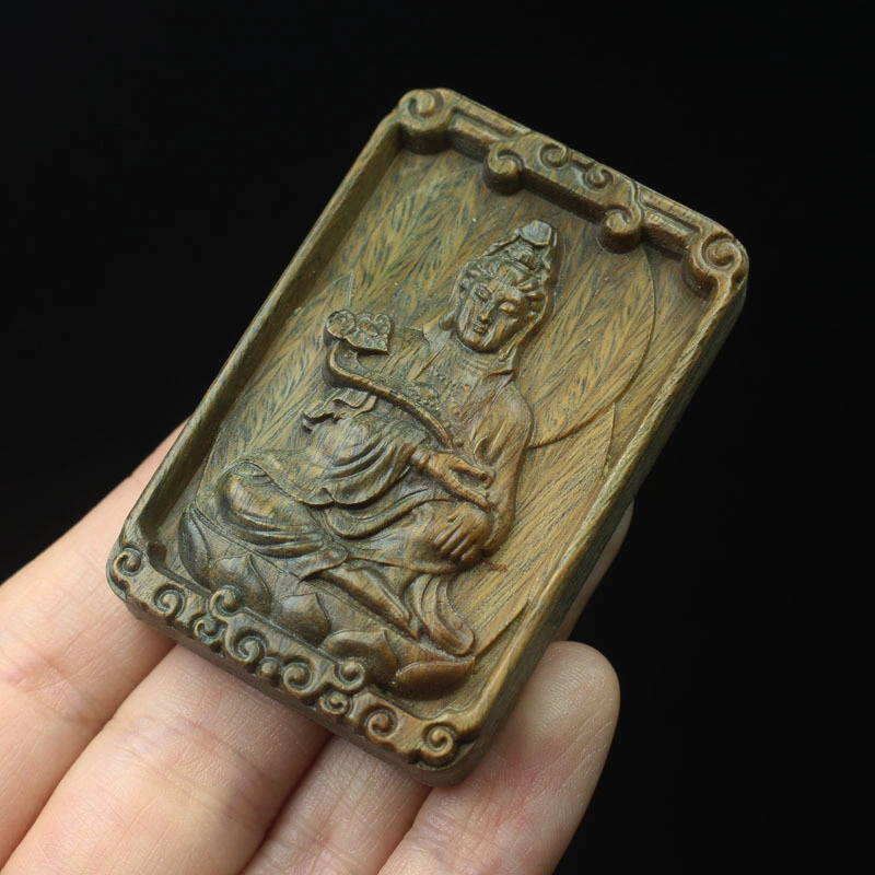 Argentina Verde Sandalwood Ruyi Guanyin Colgante Colgante Carving Arts and Artesanía