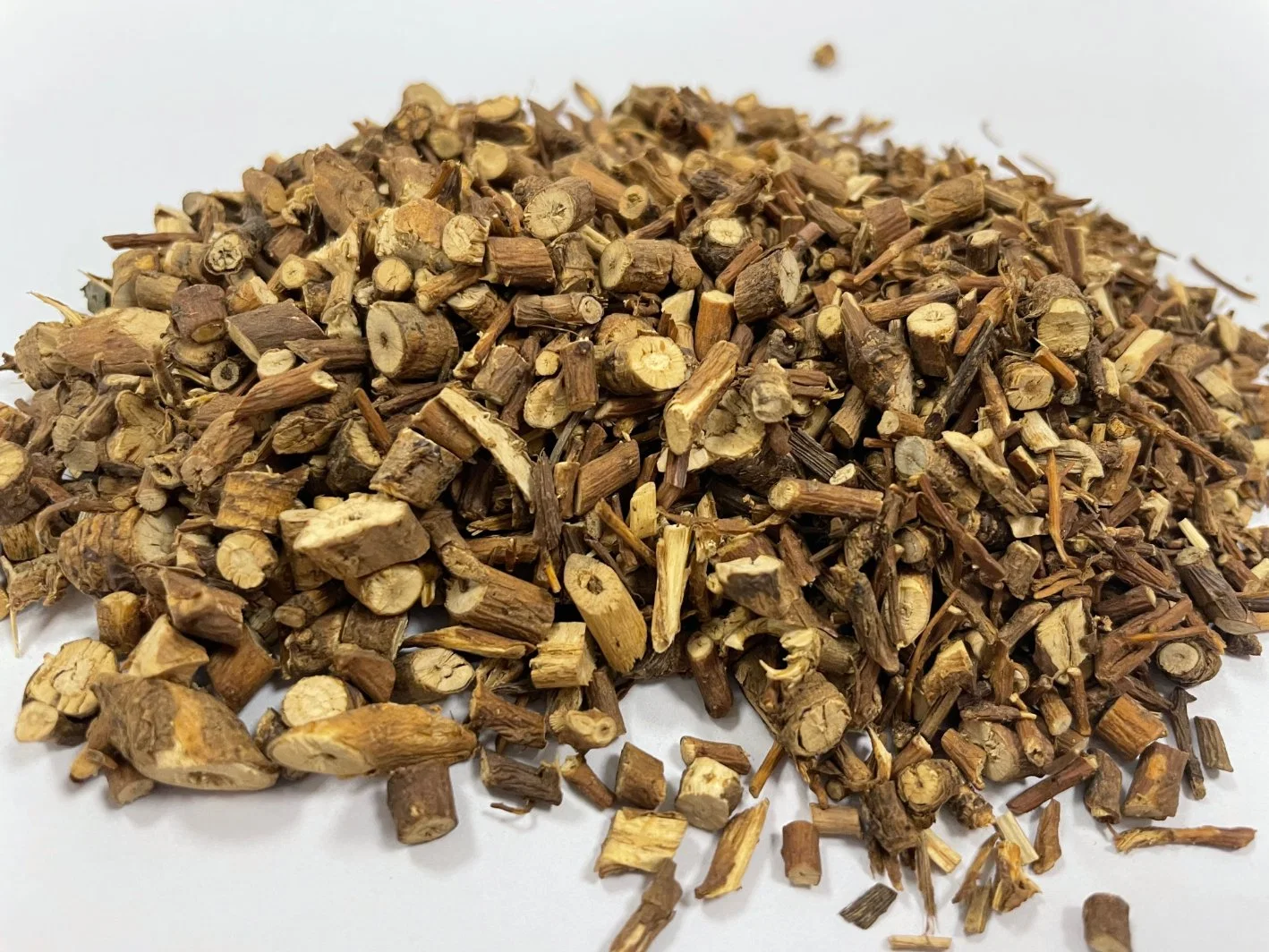 Cu Bei Chai Hu Bupleurum Chinensis Hot Sale Chinese Traditional Herb Natural Dried Herbal Medicine