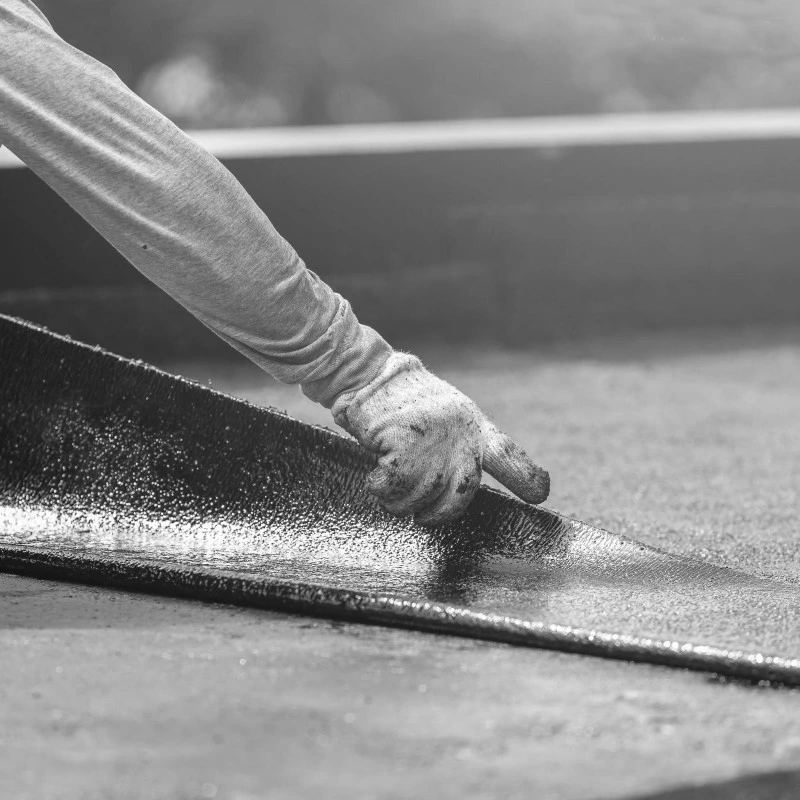 Verre tissé en fibre de verre / Tapis en fibre de verre pour toiture et imperméabilisation avec / sans renforcement en fil.