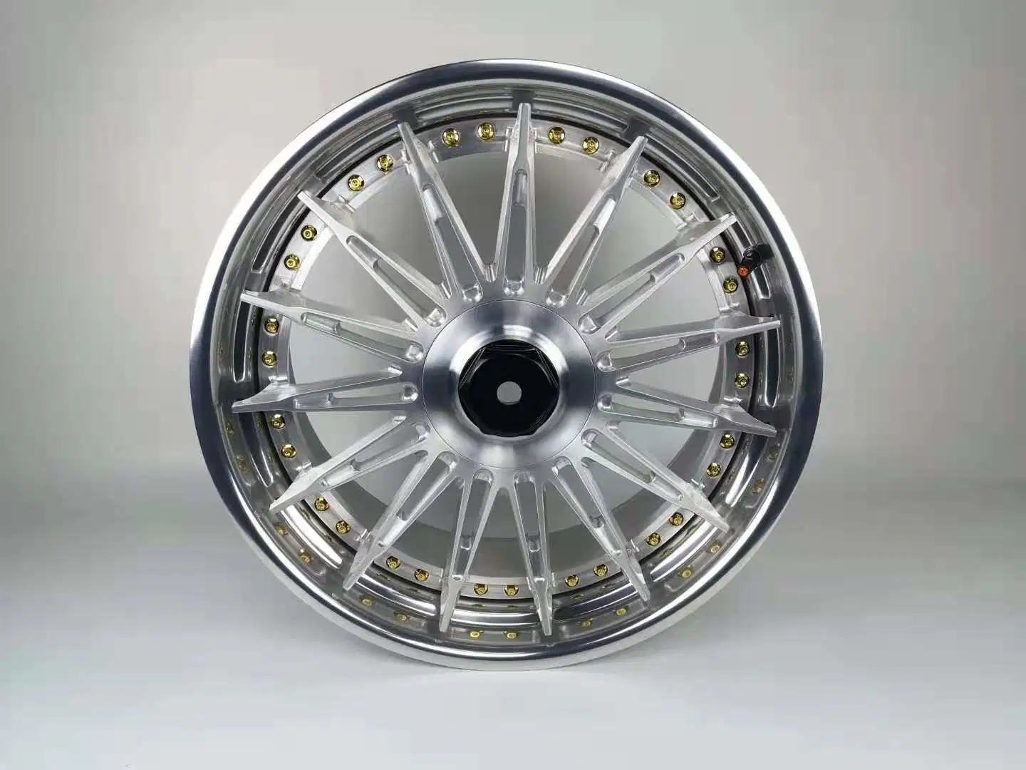 China Aluminum Alloy Wheels Custom Aluminum Alloy Wheels Factory OEM/Aftermarket/4X4 Beadlock SUV Racing Forging/Steel/Aluminum Rim for Toyota Car Alloy Wheels