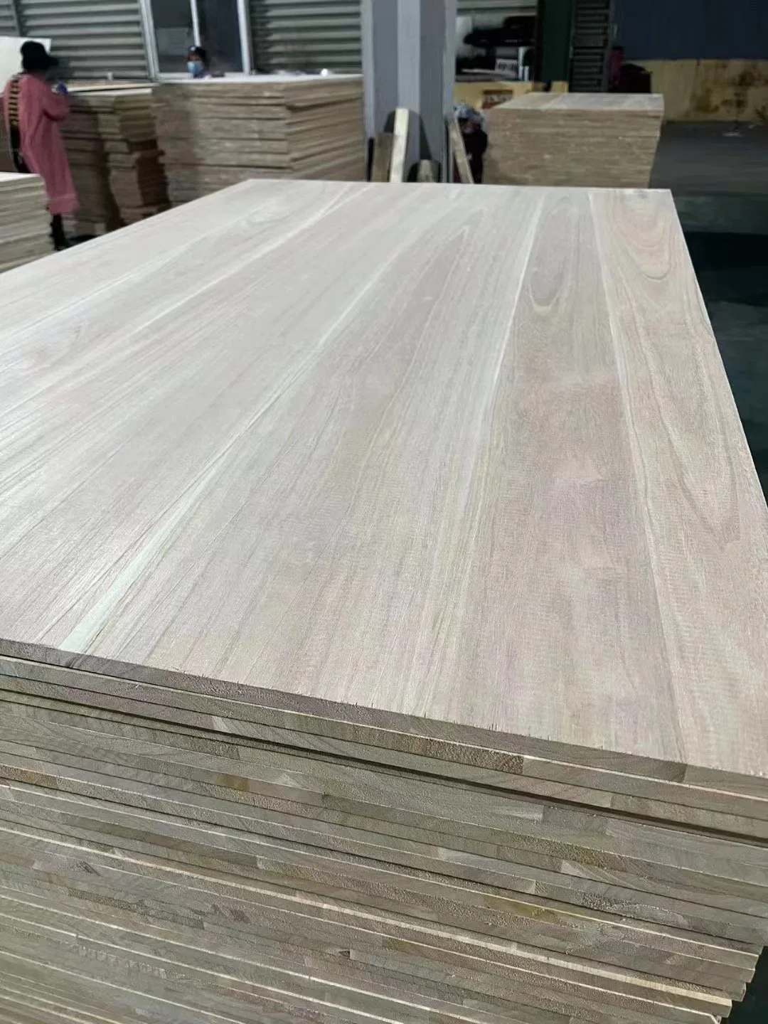 Поставщик пиломатериалов Paulownia Lumber древесная древесина Пиломатериалы Paulownia Древесина