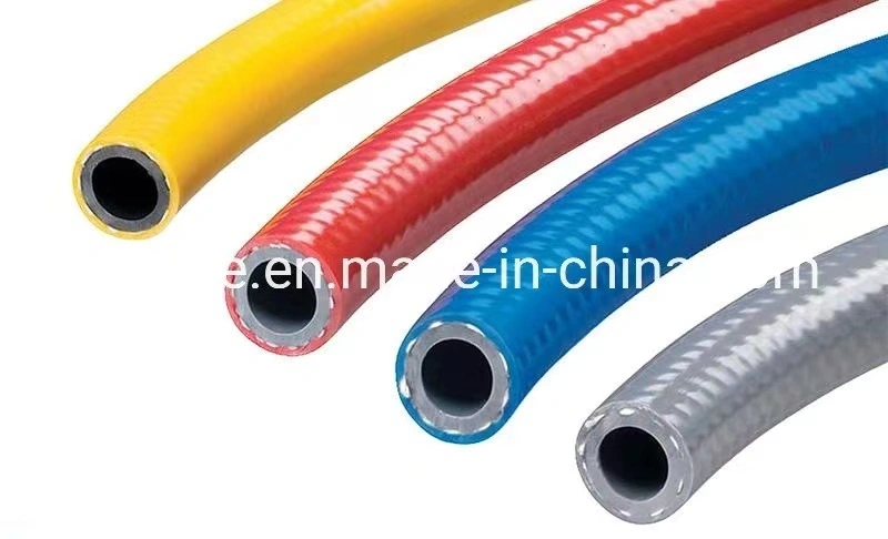 Tubo flexible de plástico de fibra trenzada de la línea de extrusión de PVC reforzado la manguera de gas